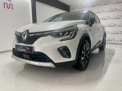 Vendo Renault Captur 2021 - 21740 EUR, 15182 km - AUTO.MOTO.pt