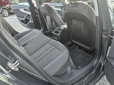 Vendo Audi A4 Avant 2018 - 22800 EUR, 104924 km - AUTO.MOTO.pt