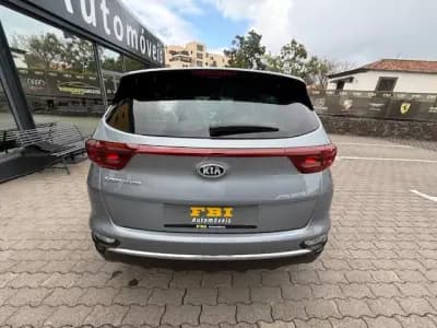 Sell Kia Sportage 2021 - 24900 EUR, 61000 km - AUTO.MOTO.pt