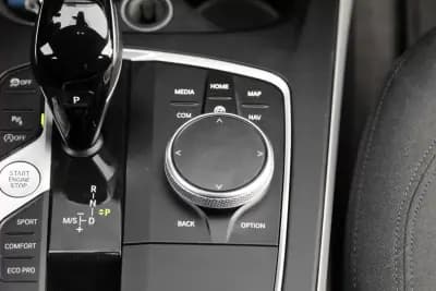 Vendo BMW 116 2023 - 27990 EUR, 62450 km - AUTO.MOTO.pt