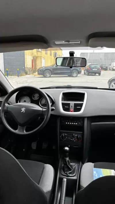 Vendo Peugeot 207 2008 - 6450 EUR, 124301 km - AUTO.MOTO.pt