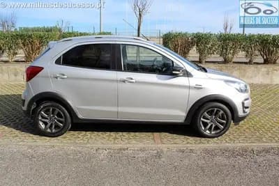 Vendo Ford KA 2018 - 11650 EUR, 55000 km - AUTO.MOTO.pt