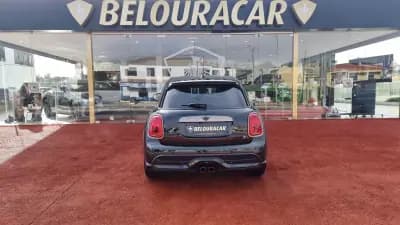 Vendo MINI 2023 - 37500 EUR, 2186 km - AUTO.MOTO.pt