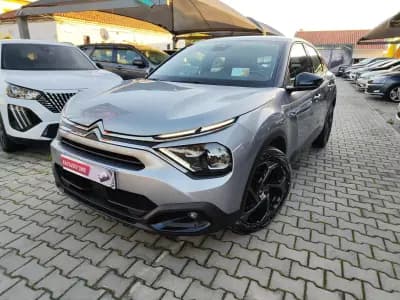 Vendo Citroën C4 2022 - 17900 EUR, 75500 km - AUTO.MOTO.pt