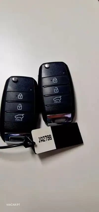 Sell Kia Picanto 2017 - 8350 EUR, 40643 km - AUTO.MOTO.pt