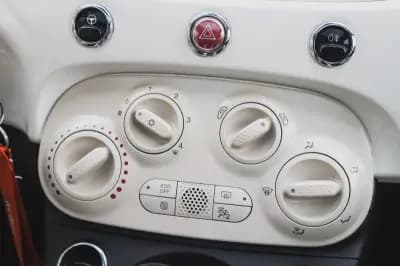 Sell Fiat 500 2022 - 12880 EUR, 79880 km - AUTO.MOTO.pt