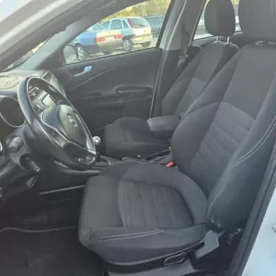 Vendo Alfa Romeo Giulietta 2016 - 10250 EUR, 172955 km - AUTO.MOTO.pt