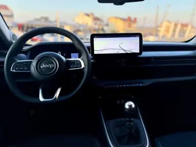 Sell Jeep Avenger 2025 - 21950 EUR, 4000 km - AUTO.MOTO.pt