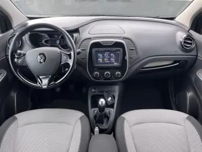 Vendo Renault Captur 2015 - 11900 EUR, 133000 km - AUTO.MOTO.pt