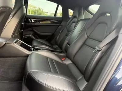 Vendo Porsche Panamera 2017 - 58990 EUR, 114000 km - AUTO.MOTO.pt