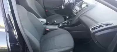Vendo Ford Focus SW 2018 - 6999 EUR, 280000 km - AUTO.MOTO.pt