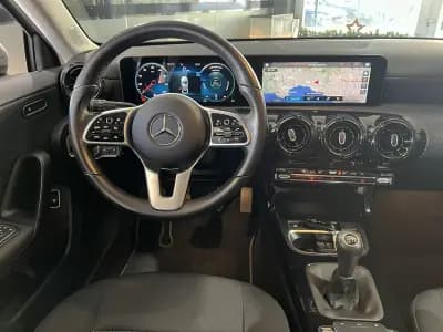 Sell Mercedes-Benz A 180 Limousine 2020 - 23600 EUR, 81132 km - AUTO.MOTO.pt