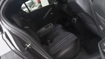 Vendo Opel Astra 2024 - 24450 EUR, 13500 km - AUTO.MOTO.pt