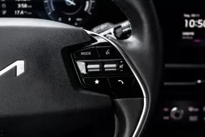 Vendo Kia Niro EV 2023 - 27990 EUR, 42094 km - AUTO.MOTO.pt