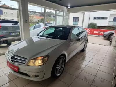 Vendo Mercedes-Benz CLC 180 2010 - 9500 EUR, 269000 km - AUTO.MOTO.pt