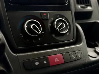 Sell Fiat Ducato 2023 - 26950 EUR, 31000 km - AUTO.MOTO.pt