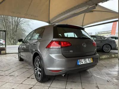 Vendo Volkswagen Golf 2017 - 15950 EUR, 175038 km - AUTO.MOTO.pt