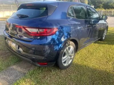 Vendo Renault Mégane Coupe 2017 - 14490 EUR, 193200 km - AUTO.MOTO.pt