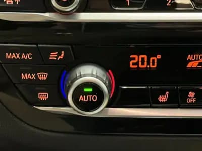 Vendo BMW 520 2018 - 24990 EUR, 153000 km - AUTO.MOTO.pt