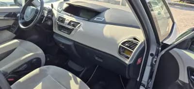 Sell Citroën C4 Grand Picasso 2009 - 6400 EUR, 202700 km - AUTO.MOTO.pt