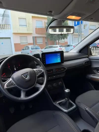 Vendo Dacia Sandero 2022 - 16850 EUR, 12275 km - AUTO.MOTO.pt