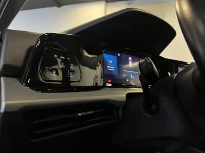 Sell Volkswagen Golf 2021 - 17990 EUR, 50000 km - AUTO.MOTO.pt