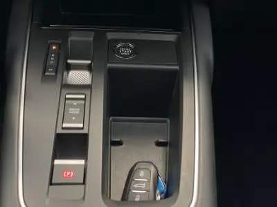 Sell Citroën C5 Aircross 2025 - 31500 EUR, 33207 km - AUTO.MOTO.pt