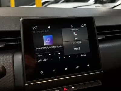 Vendo Renault Clio 2022 - 14990 EUR, 132900 km - AUTO.MOTO.pt