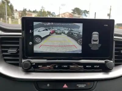 Sell Kia XCeed 2025 - 29750 EUR, 1000 km - AUTO.MOTO.pt