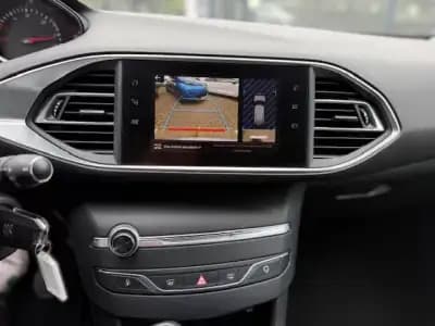 Vendo Peugeot 308 SW 2020 - 15900 EUR, 58622 km - AUTO.MOTO.pt