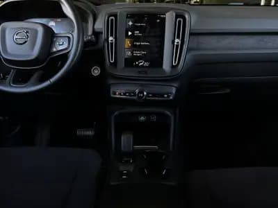 Sell Volvo XC 40 2023 - 33490 EUR, 72063 km - AUTO.MOTO.pt