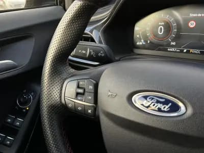 Vendo Ford Puma 2024 - 22500 EUR, 44000 km - AUTO.MOTO.pt