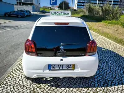 Vendo Peugeot 108 2018 - 9999 EUR, 180453 km - AUTO.MOTO.pt