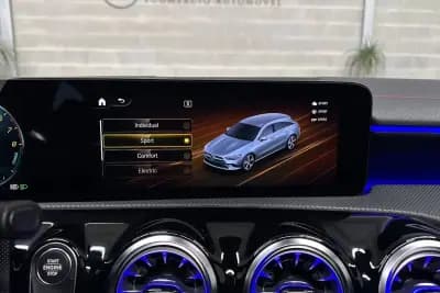 Vendo Mercedes-Benz CLA 250 2022 - 32950 EUR, 38283 km - AUTO.MOTO.pt