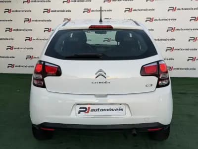 Vendo Citroën C3 2015 - 5990 EUR, 167000 km - AUTO.MOTO.pt