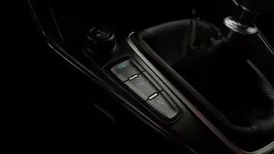 Sell Ford Focus 2018 - 9990 EUR, 168157 km - AUTO.MOTO.pt