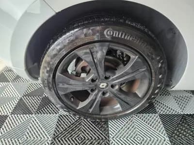 Vendo Renault Mégane Coupe 2011 - 7490 EUR, 258000 km - AUTO.MOTO.pt