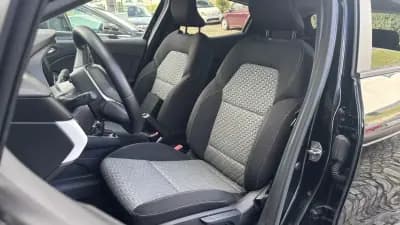 Vendo Renault Clio 2023 - 14499 EUR, 111021 km - AUTO.MOTO.pt