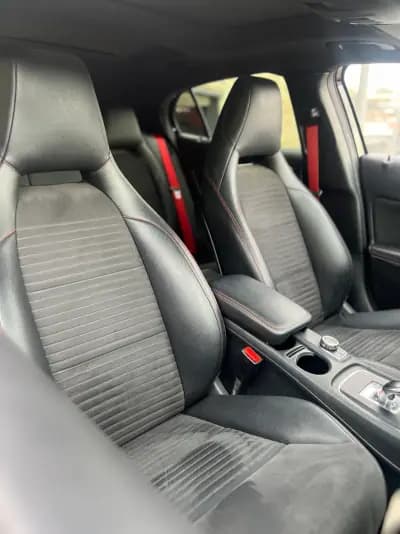 Sell Mercedes-Benz GLA 45 AMG 2015 - 34900 EUR, 125000 km - AUTO.MOTO.pt