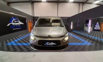 Vendo Citroën C4 Spacetourer 2022 - 12990 EUR, 103300 km - AUTO.MOTO.pt