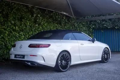 Vendo Mercedes-Benz E 220 2021 - 53900 EUR, 42200 km - AUTO.MOTO.pt