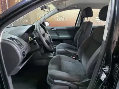 Vendo Volkswagen Polo 2008 - 5900 EUR, 155000 km - AUTO.MOTO.pt