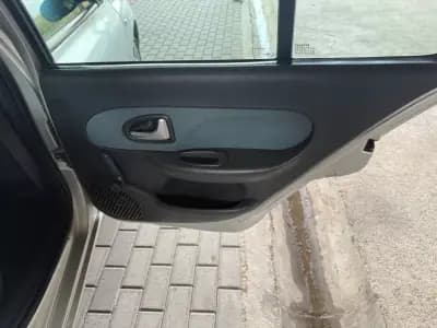 Vendo Renault Clio 2005 - 3990 EUR, 149000 km - AUTO.MOTO.pt