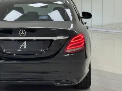 Vendo Mercedes-Benz C 200 2014 - 15890 EUR, 213000 km - AUTO.MOTO.pt