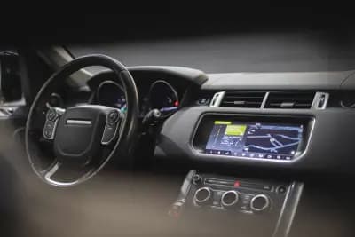 Sell Land Rover Range Rover Sport 2017 - 43990 EUR, 63000 km - AUTO.MOTO.pt