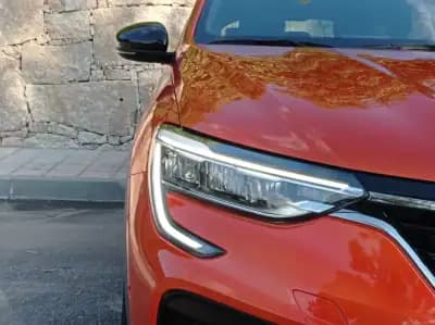 Vendo Renault Arkana 2022 - 24900 EUR, 34000 km - AUTO.MOTO.pt