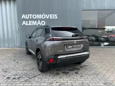 Vendo Peugeot 2008 2022 - 22500 EUR, 53598 km - AUTO.MOTO.pt