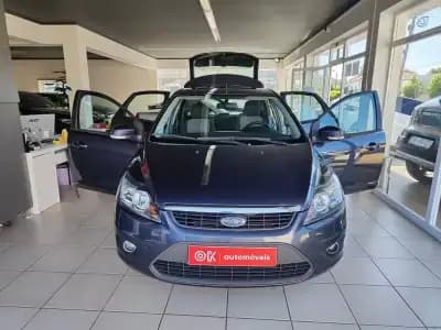 Vendo Ford Focus 2011 - 6750 EUR, 180000 km - AUTO.MOTO.pt