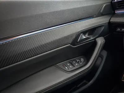 Vendo Peugeot 508 2020 - 22450 EUR, 139000 km - AUTO.MOTO.pt