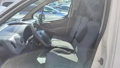 Sell Citroën Berlingo 2016 - 9900 EUR, 218219 km - AUTO.MOTO.pt